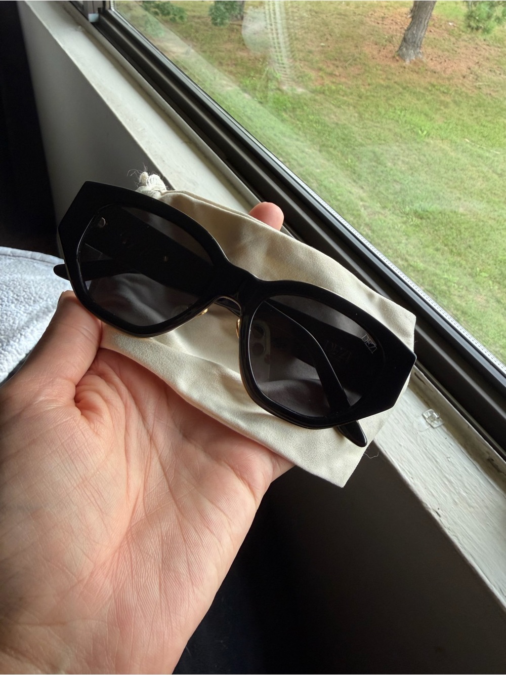 Dezi sunglasses